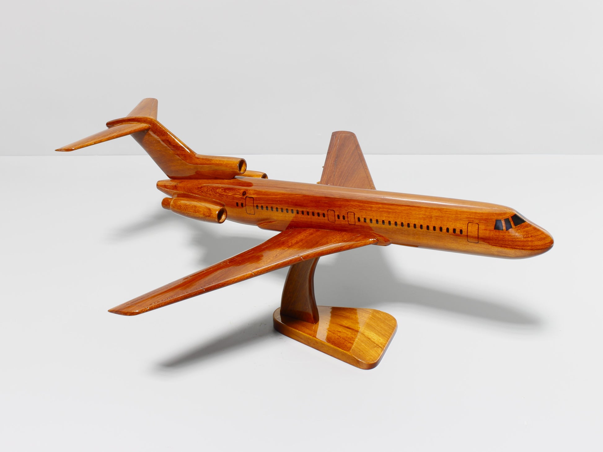 Boeing 727 wooden model – angled top-down view