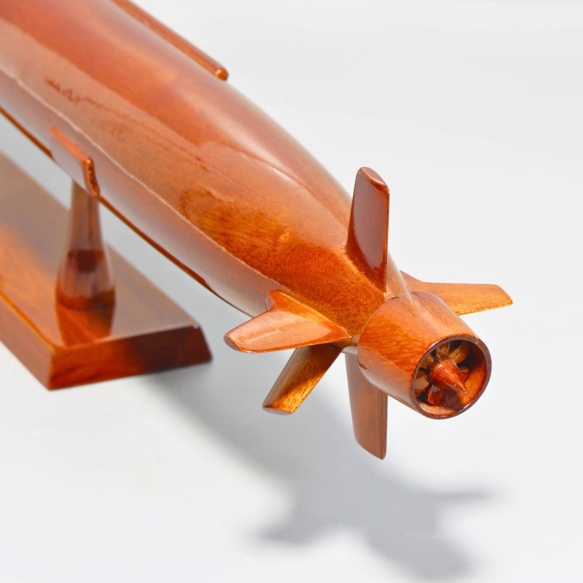 Close-up of USS Virginia submarine model tail and propeller