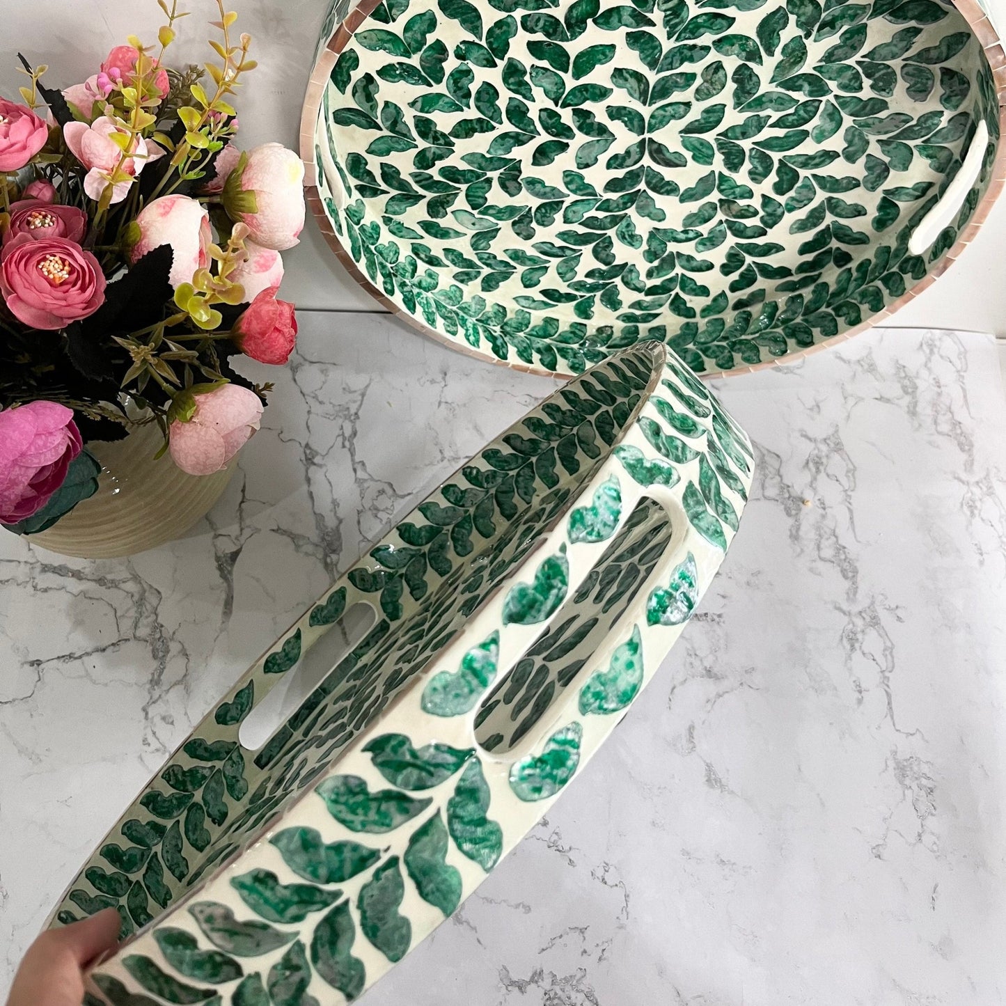 Green Leaves Capiz Shell Round Serving TrayBBDecorHouseD30cm-11.8in