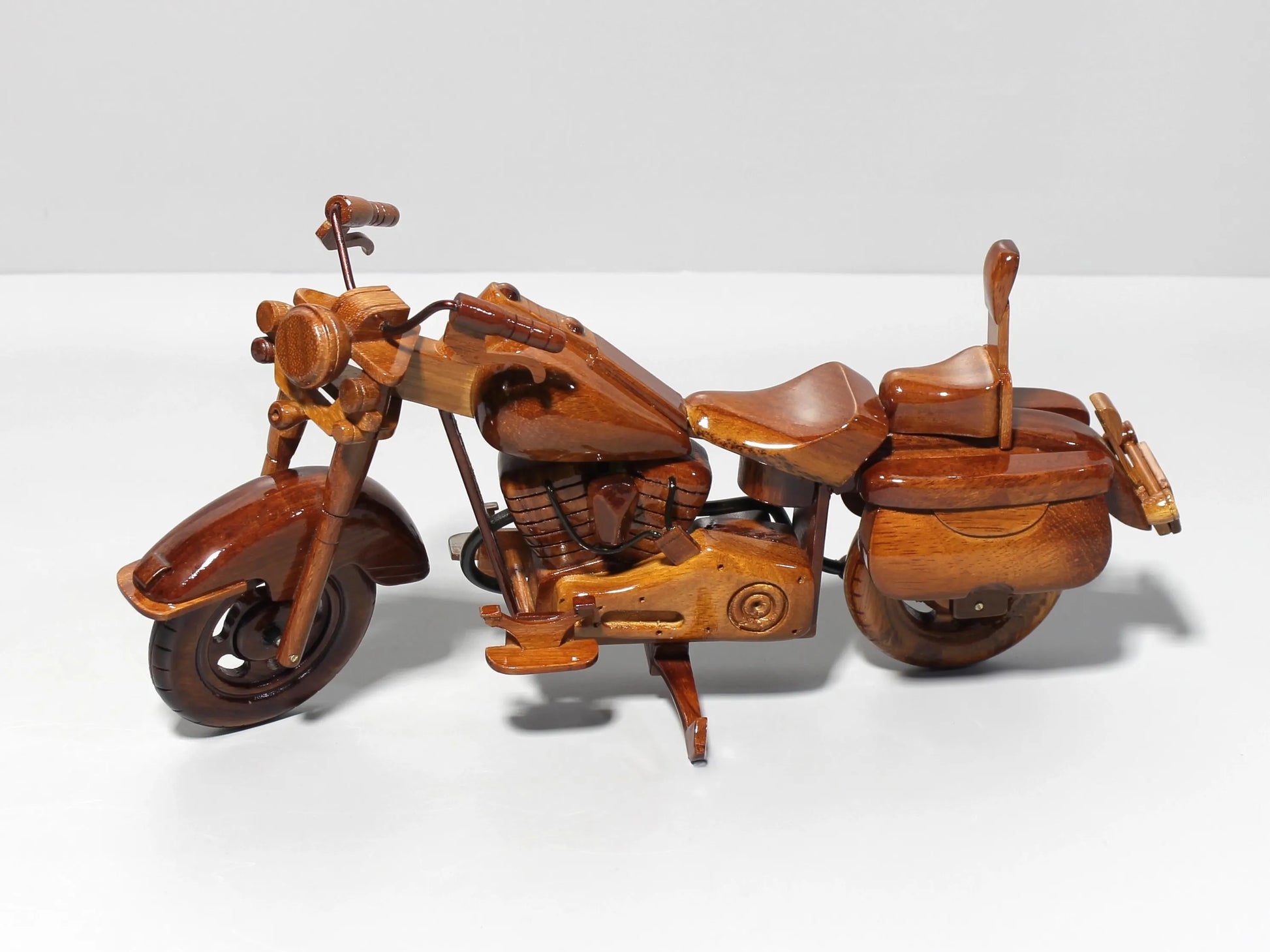 Wooden Harley Heritage High back – classic left side profile
