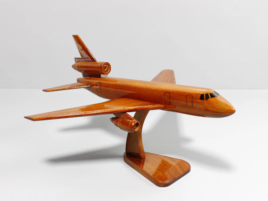 Side profile of KC-10 USAF tanker wood model on display base – Premiumwoodart