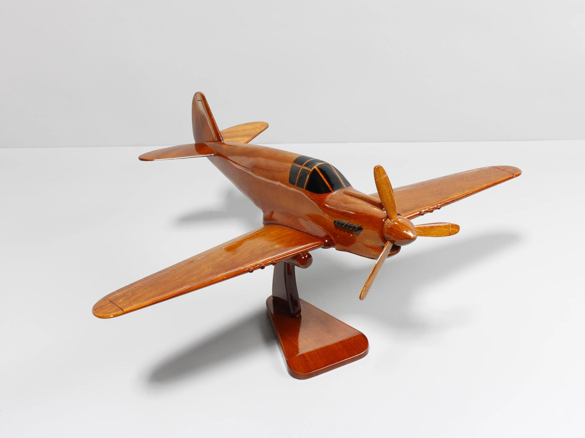Mahogany P-40 Warhawk wood model ideal for aviation gifts and collectors – Premiumwoodart