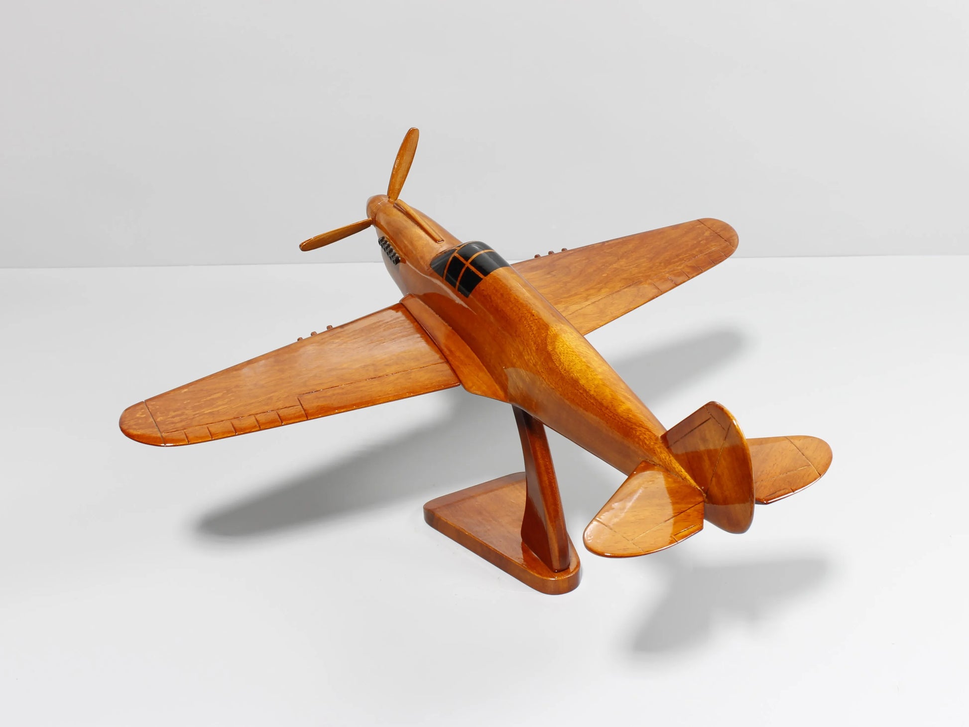 P-40 Warhawk model featuring classic sharknose and wooden craftsmanship – Premiumwoodart