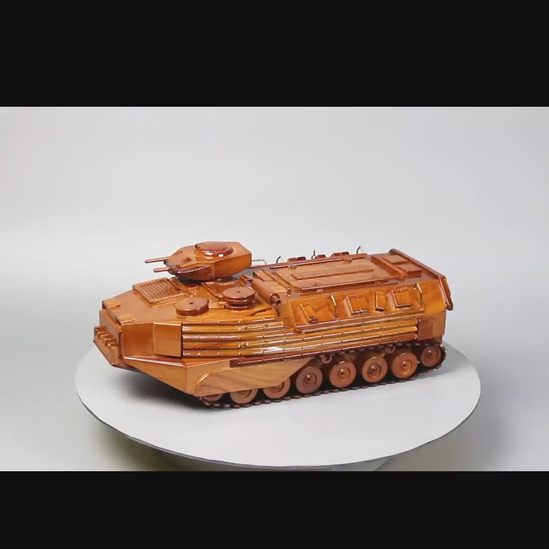 AAV - P7/A1 Assault Amphibious VehicleVietnamwoodmodel