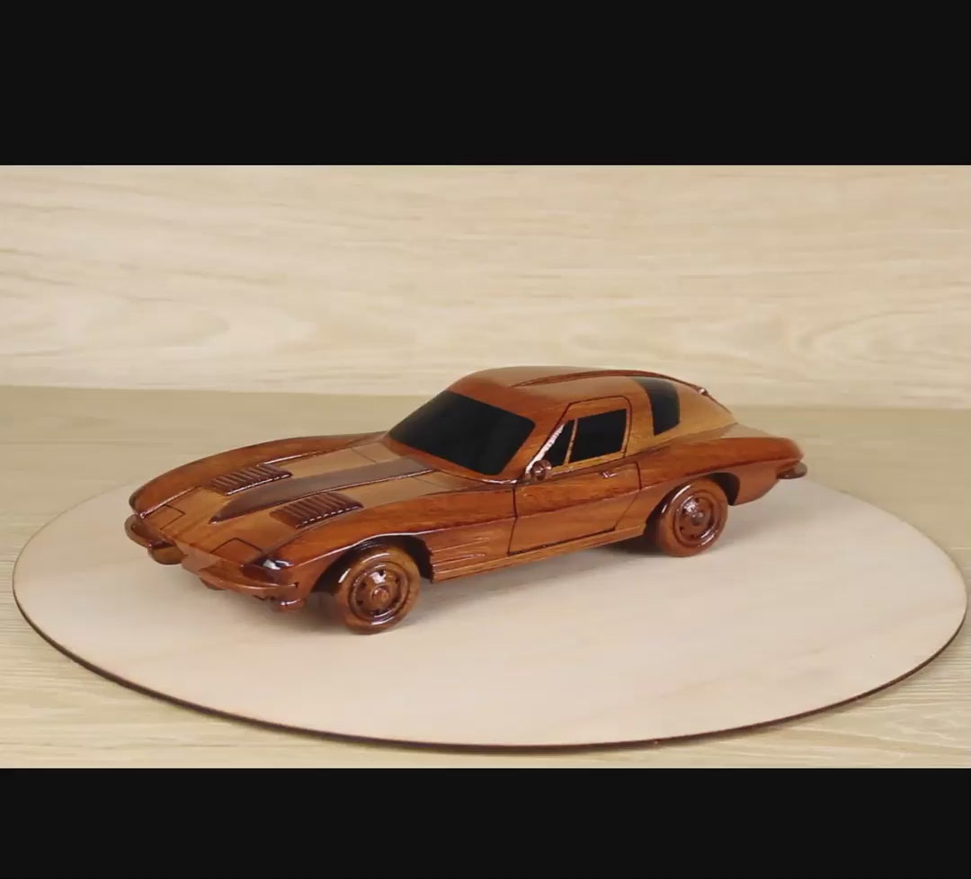 1963 Chevrolet Corvette StingrayVietnamwoodmodel