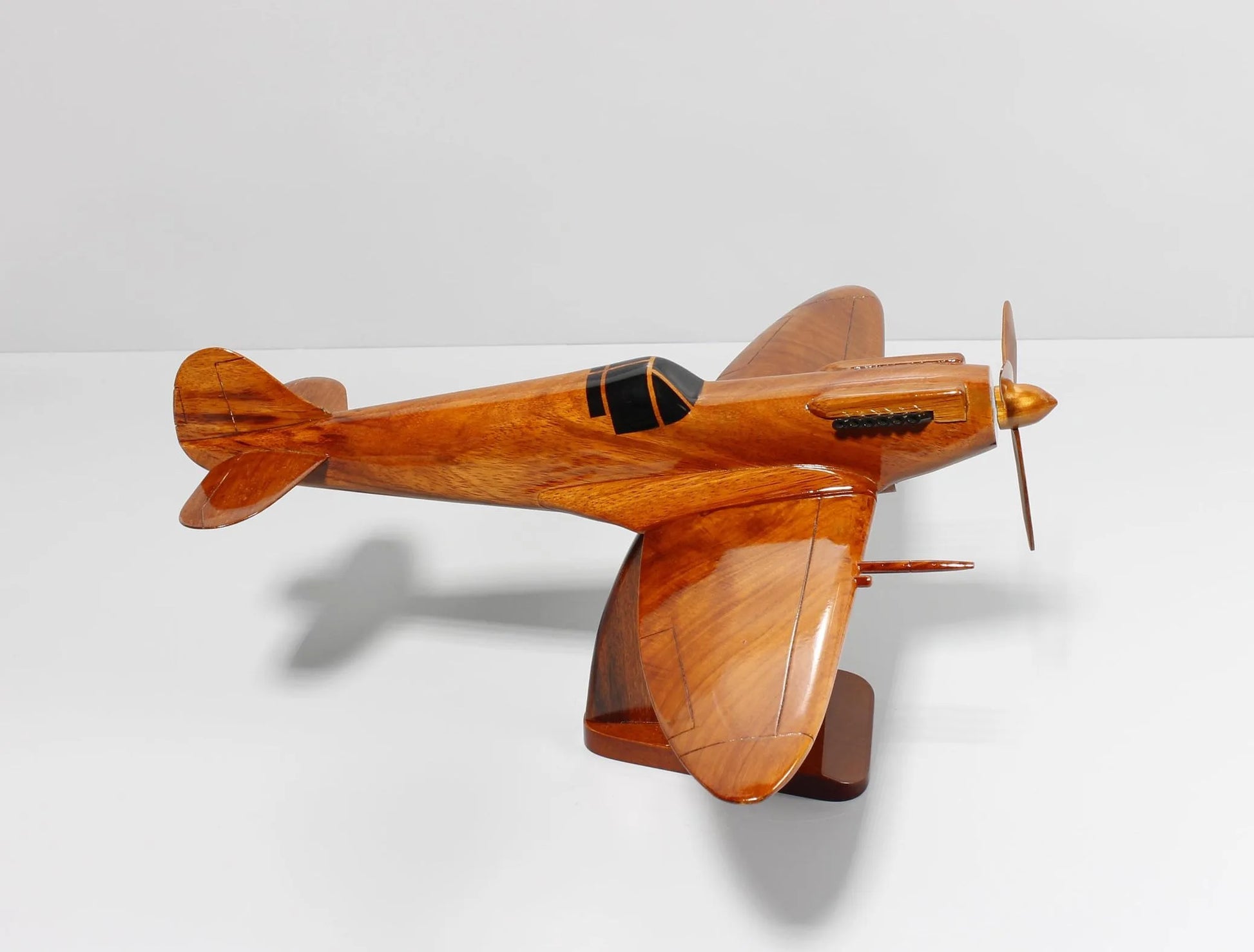Wood replica of the Supermarine Spitfire WWII warbird ready for display – Premiumwoodart