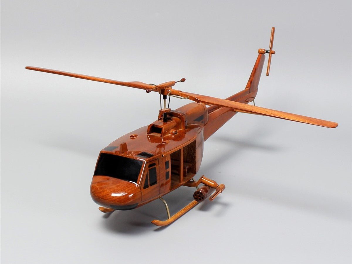 Bell UH-1 Huey GunshipVietnamwoodmodel