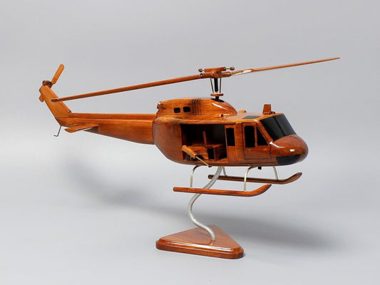 Bell UH-1 Huey helicopterVietnamwoodmodel