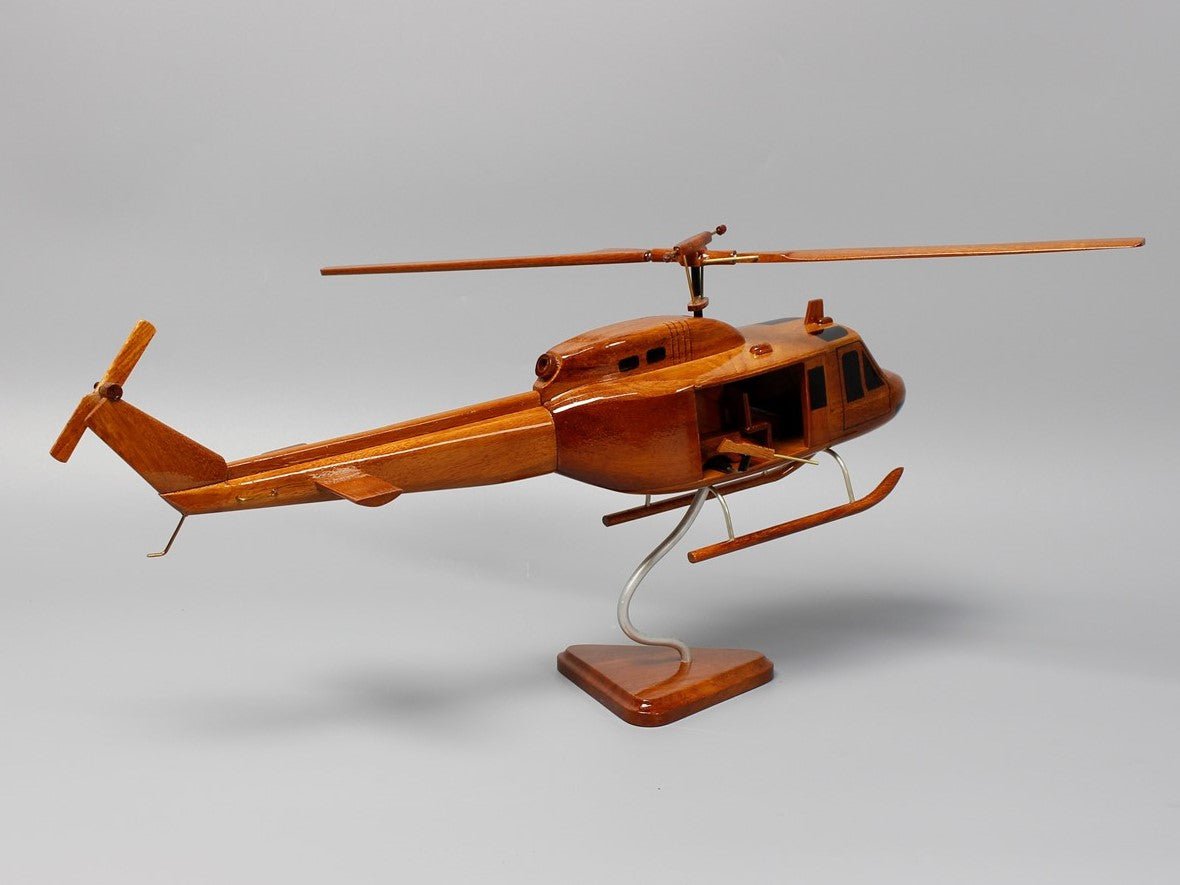 Bell UH-1 Huey helicopterVietnamwoodmodel