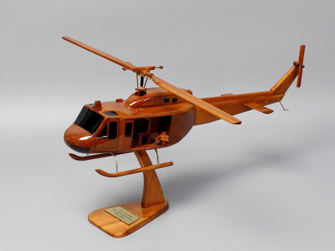 Bell UH-1 Huey helicopterVietnamwoodmodel
