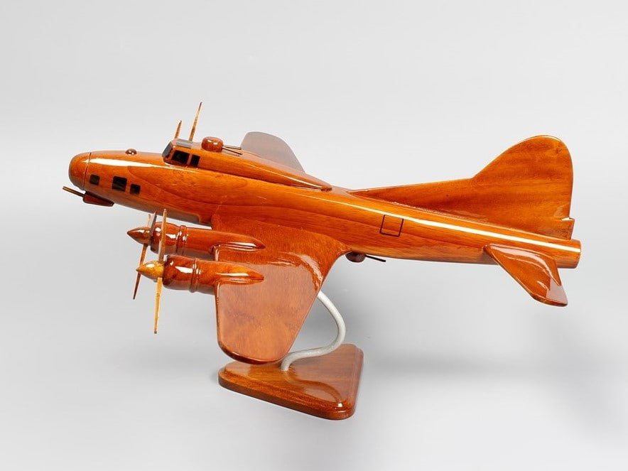 Boeing B-17 Flying Fortress Wood ModelVietnamwoodmodel