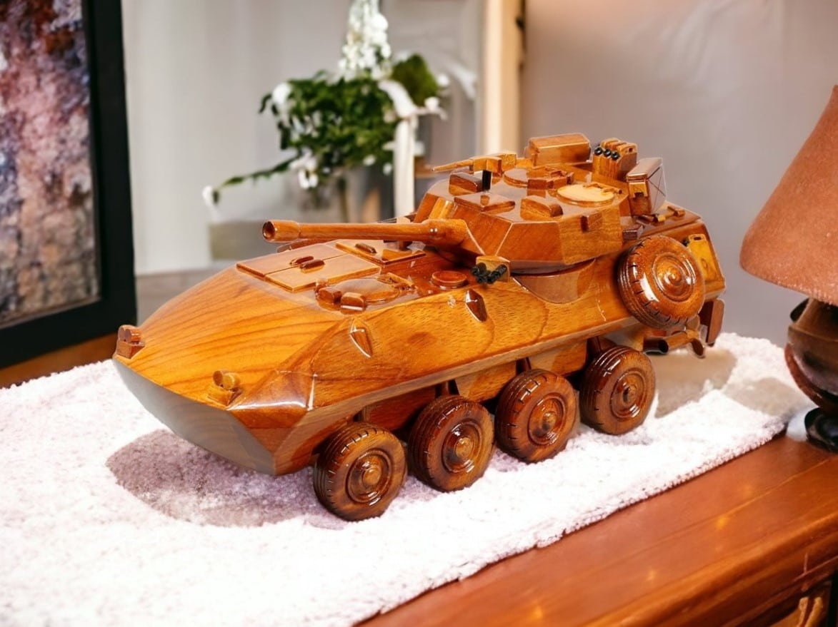 LAV-25 Light Armored VehicleVietnamwoodmodel