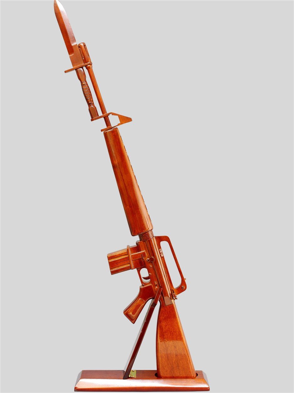 M-16 Rifle (Full scale)Vietnamwoodmodel