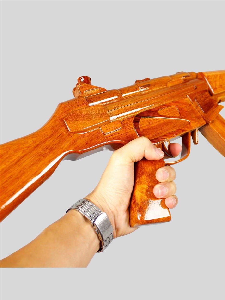 MP-5 GUN (FULL SCALE)Vietnamwoodmodel