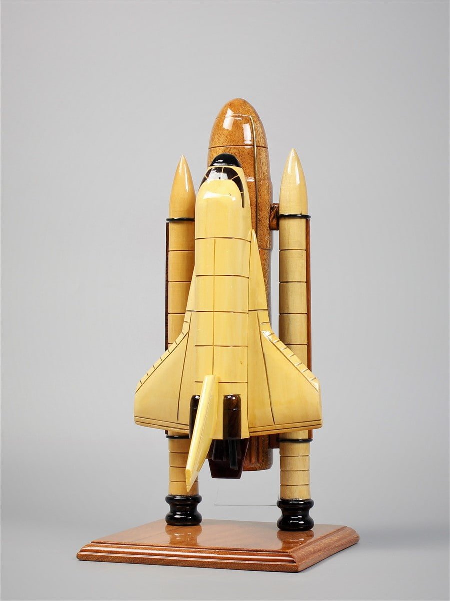 NASA's Space ShuttleVietnamwoodmodel