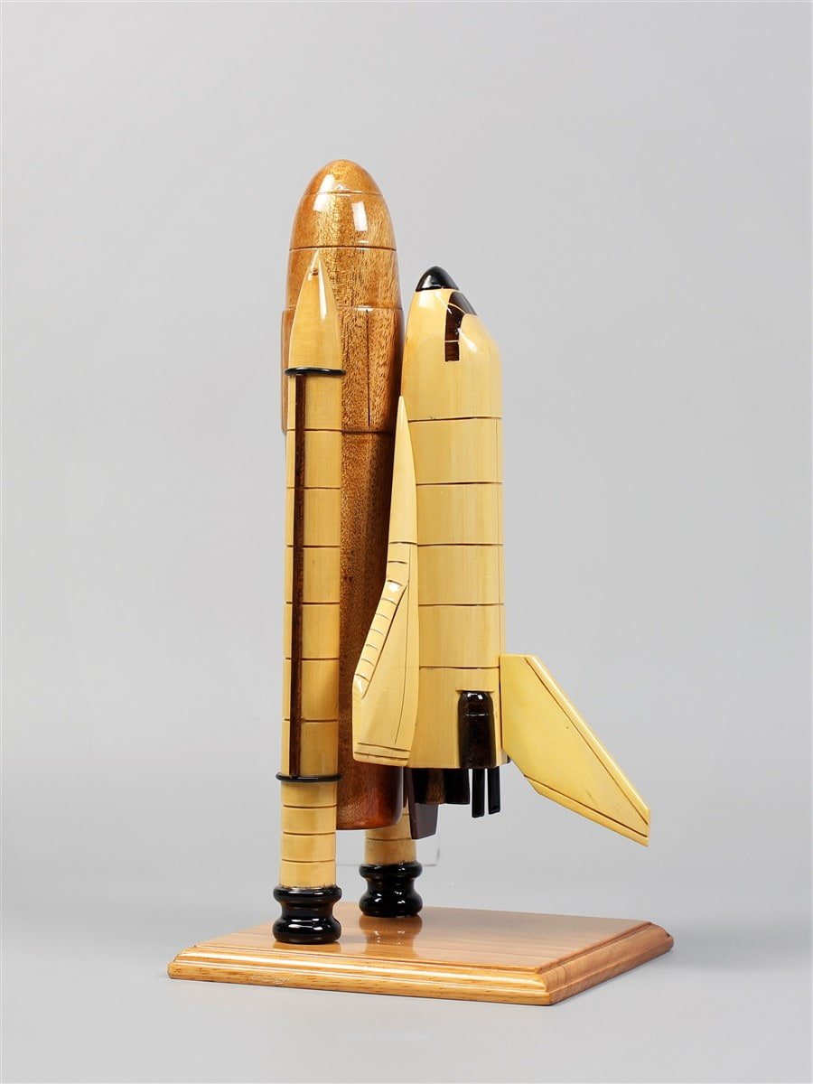 NASA's Space ShuttleVietnamwoodmodel