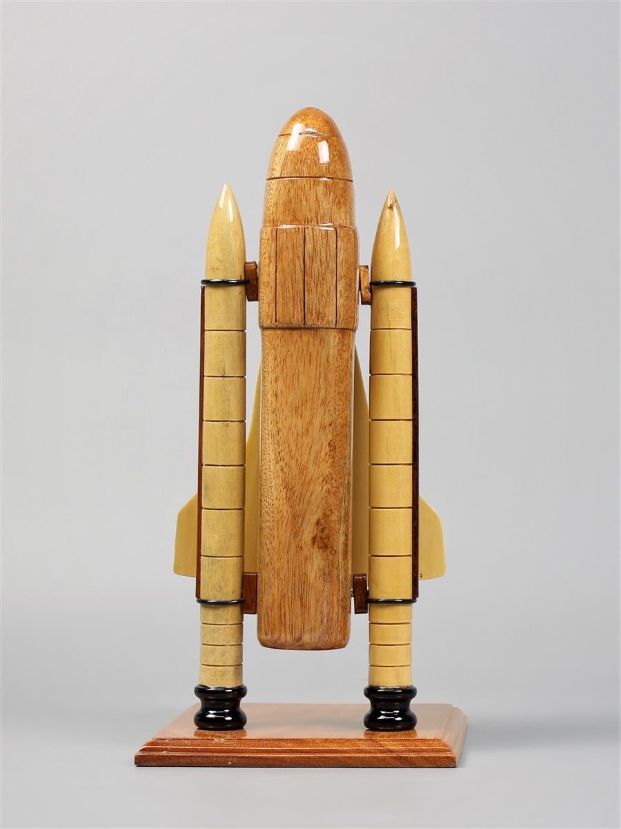 NASA's Space ShuttleVietnamwoodmodel