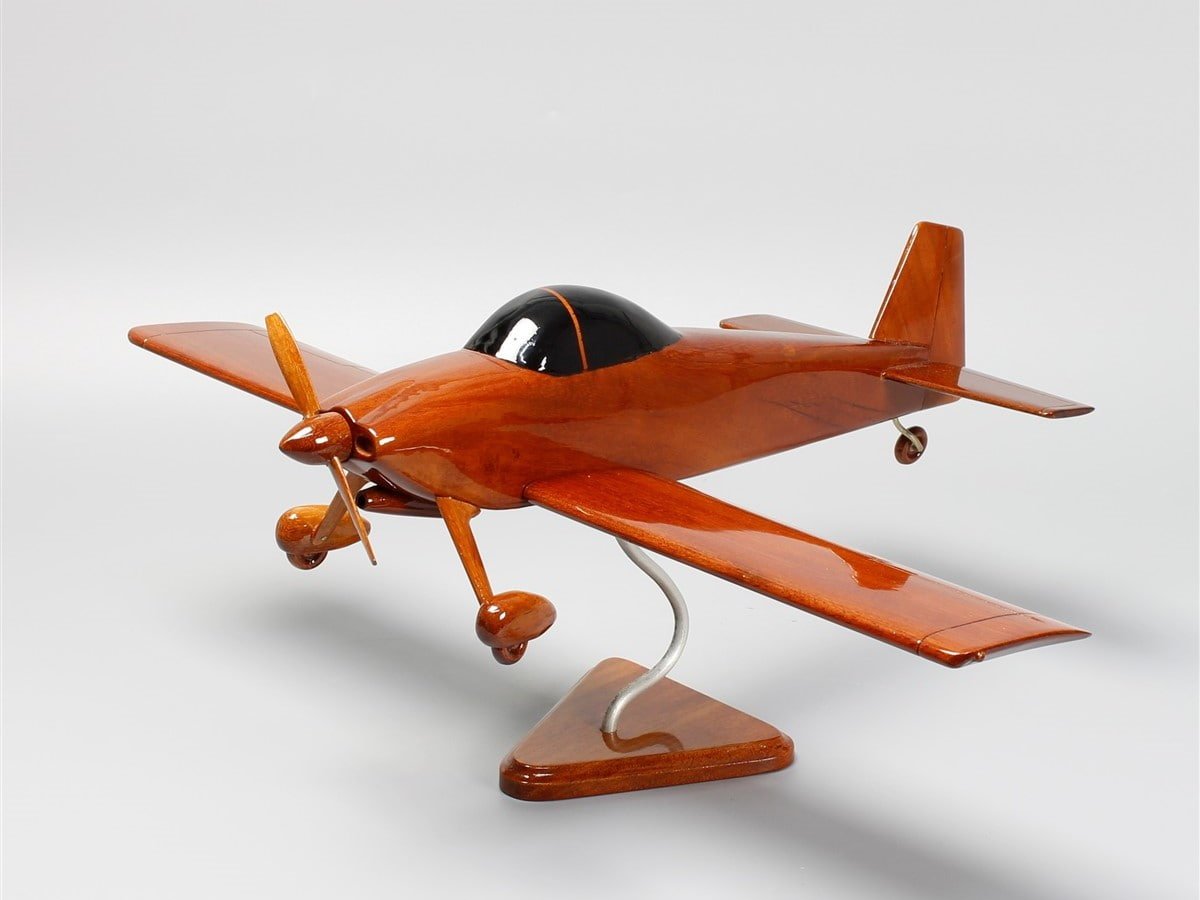 Van's Aircraft RV-6Vietnamwoodmodel