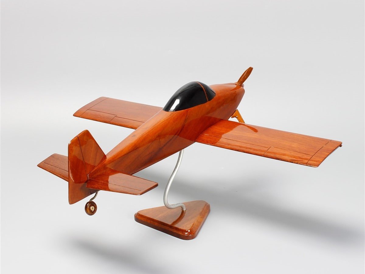Van's Aircraft RV-6Vietnamwoodmodel