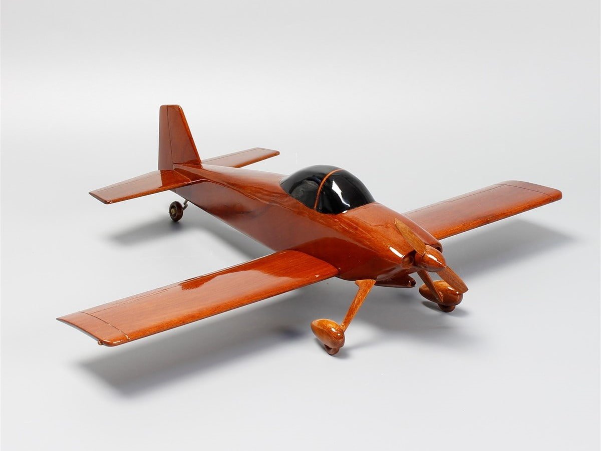 Van's Aircraft RV-6Vietnamwoodmodel