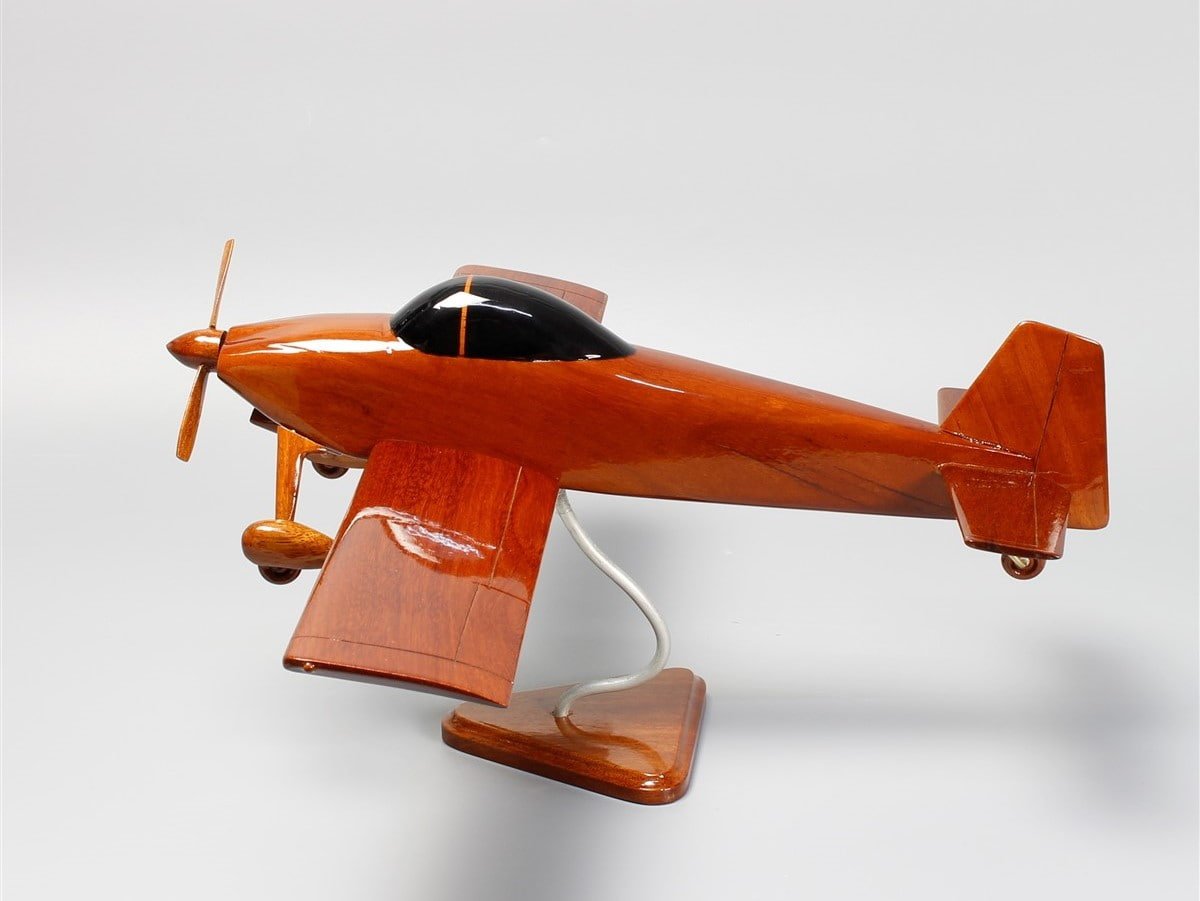Van's Aircraft RV-6Vietnamwoodmodel