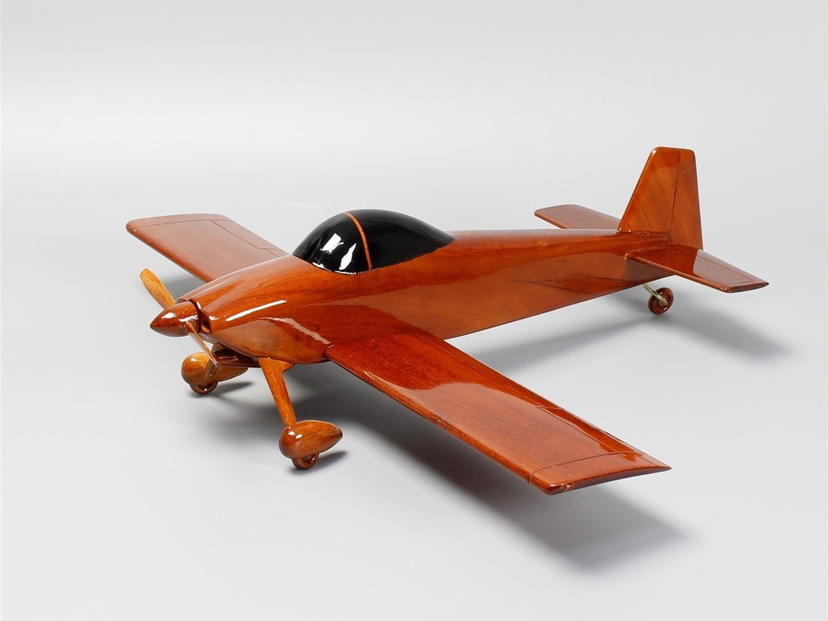 Van's Aircraft RV-6Vietnamwoodmodel