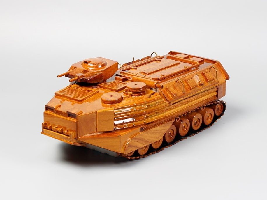 AAV - P7/A1 Assault Amphibious VehicleVietnamwoodmodel