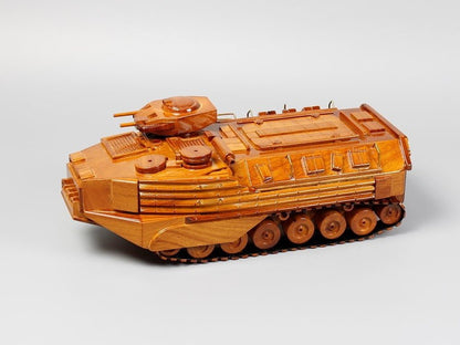 AAV - P7/A1 Assault Amphibious VehicleVietnamwoodmodel