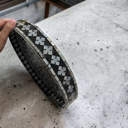 Round Breakfast tray with Mother of Pearl Inlay In Black Color White Floral Pattern