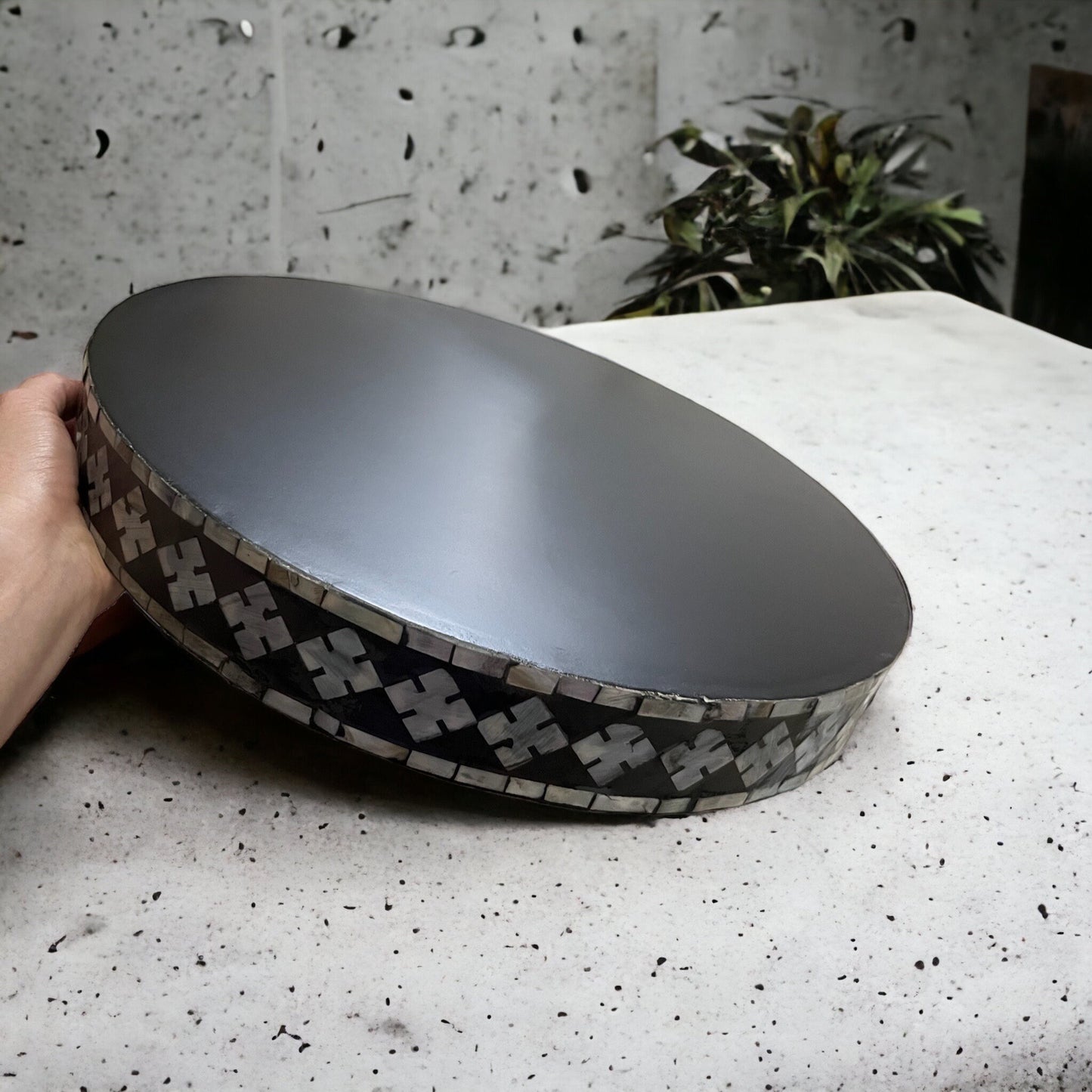 Round Breakfast tray with Mother of Pearl Inlay In Black Color White Floral Pattern
