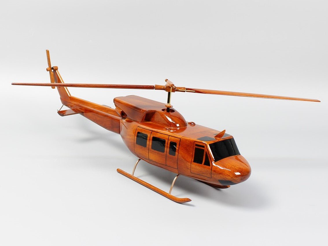 Bell 212 Twin Huey / UH-1N Huey Wood ModelVietnamwoodmodel