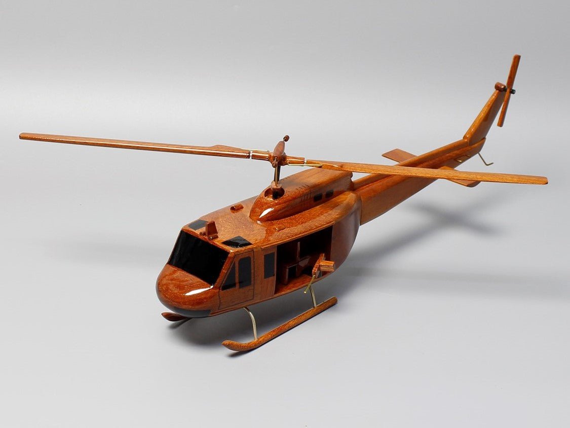 Bell UH-1 Huey helicopterVietnamwoodmodel