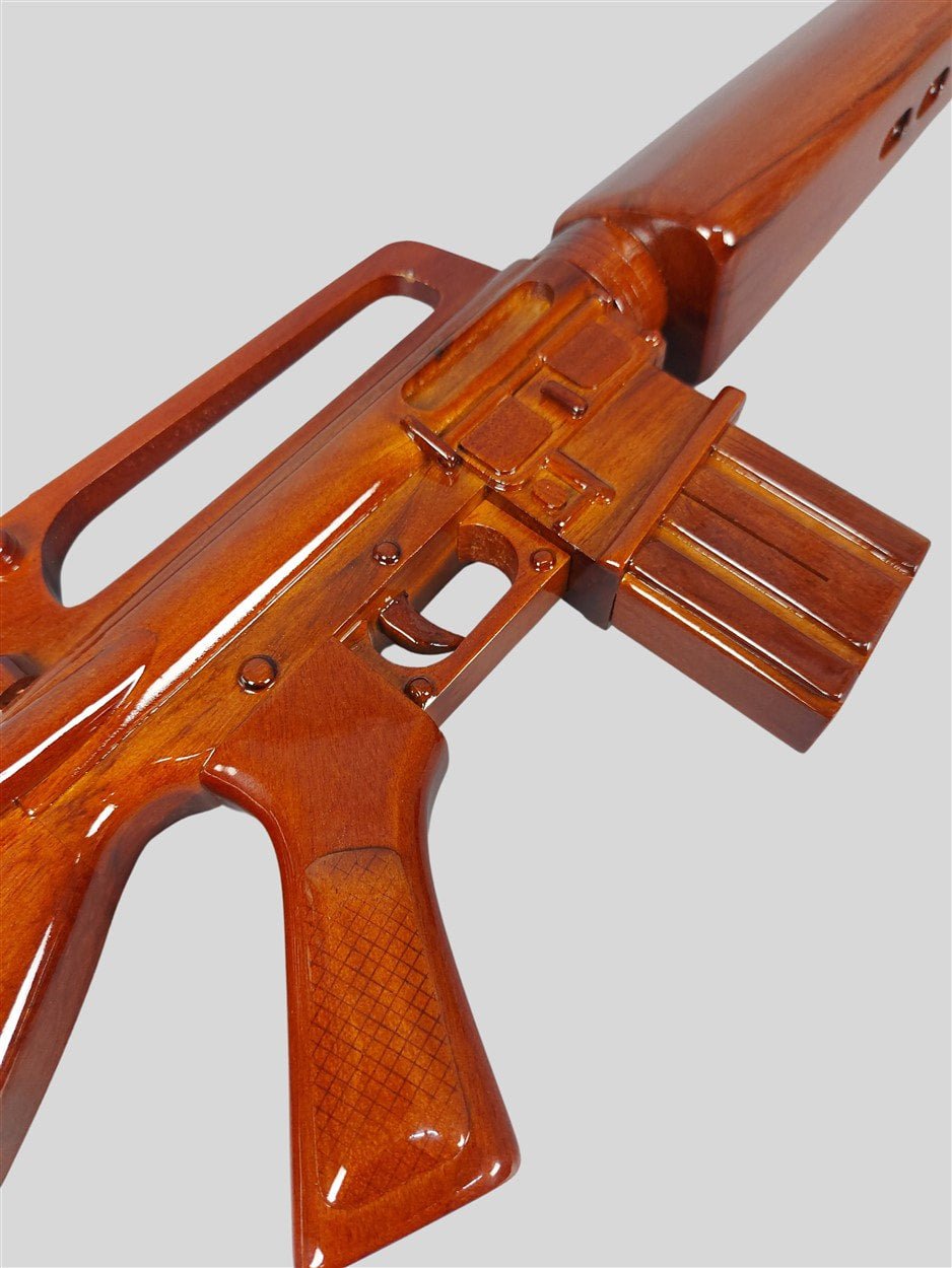 M-16 Rifle (Full scale)Vietnamwoodmodel