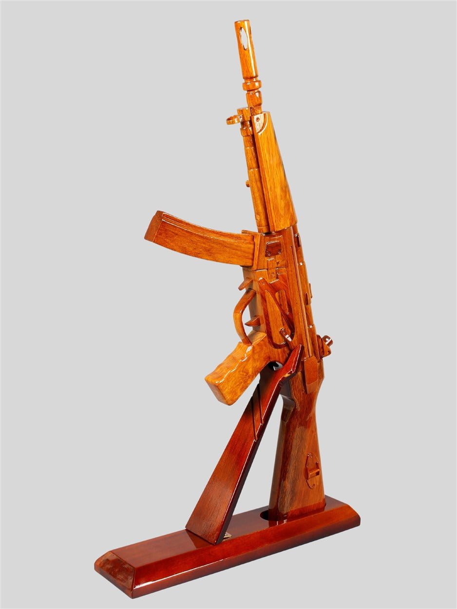 MP-5 GUN (FULL SCALE)Vietnamwoodmodel